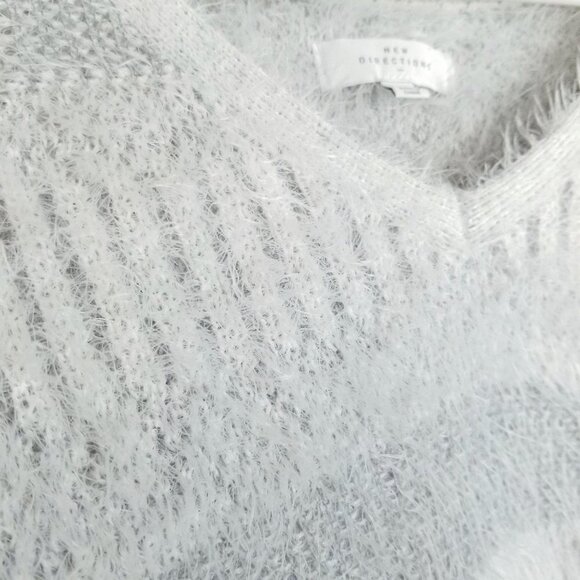 NEW Directions S Eyelash Fringe Knit sweater Gray Stripes Soft & Cozy‎ - Picture 5 of 7